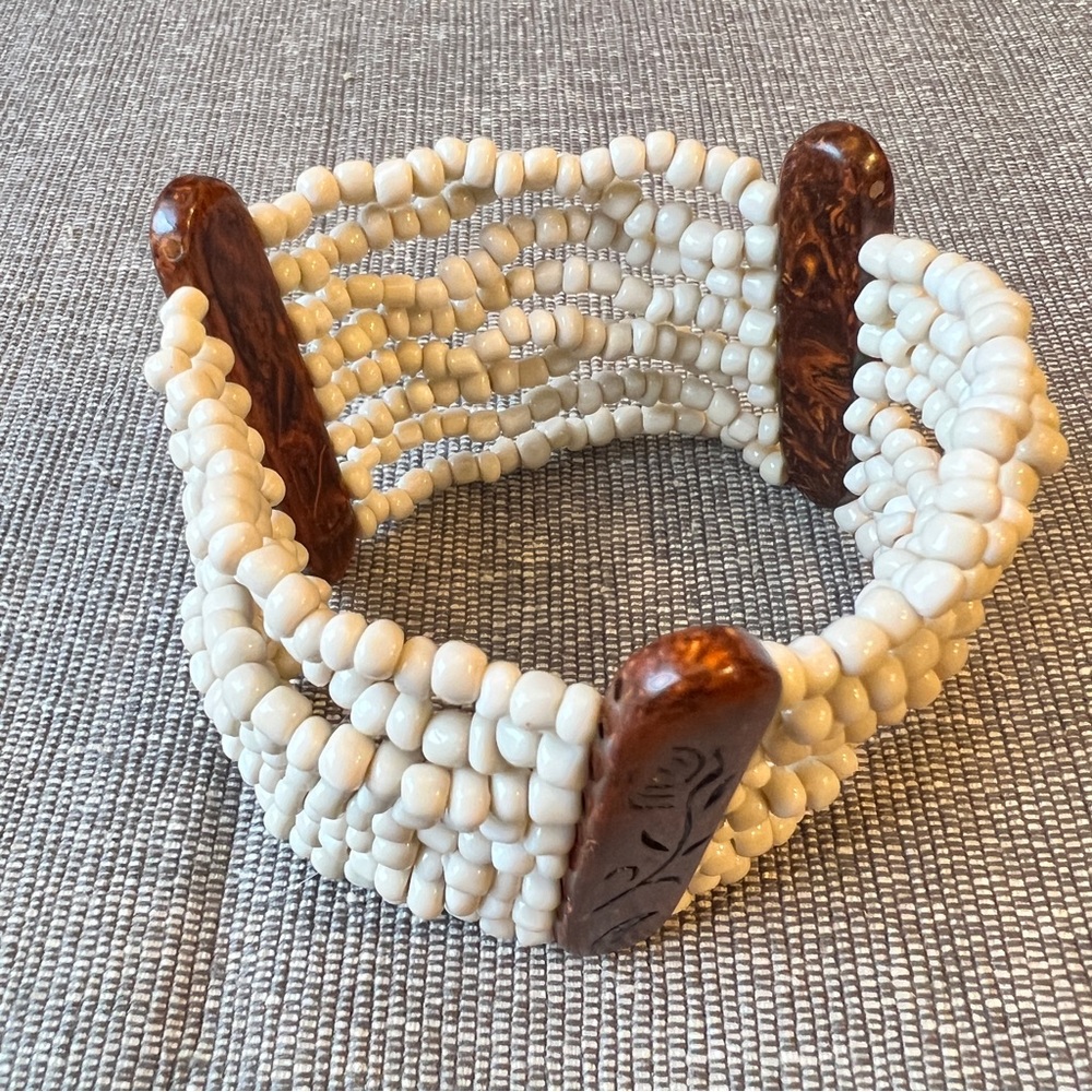 Beaded Bracelet with Wooden Accents